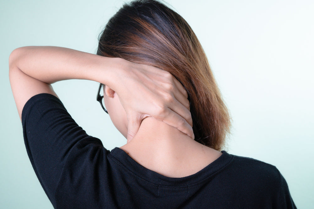 Colon irritabile, pancia gonfia e cervicale: quando trattare solo il sintomo potrebbe non bastare.